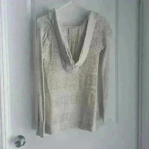 ROXY sweater/ cover up, Sz med. - Picture 2 of 3